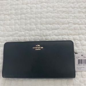 Coach Madison Skinny Wallet
